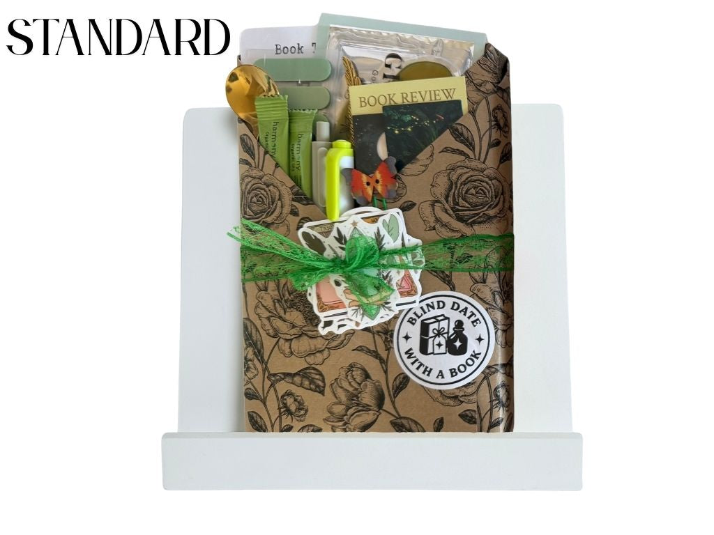 Blind Date With A Book - Standard (Paperback)📚